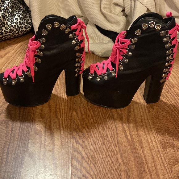 Privileged platform pink laced heels - Picture 7 of 7